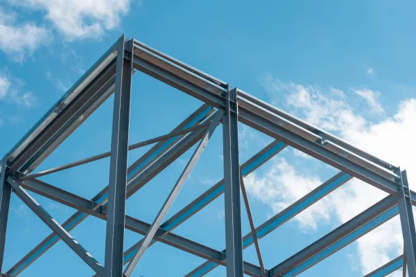 Metals in Modular Design: Stainless Steel and Aluminum